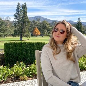 Meet your Posher, Megan